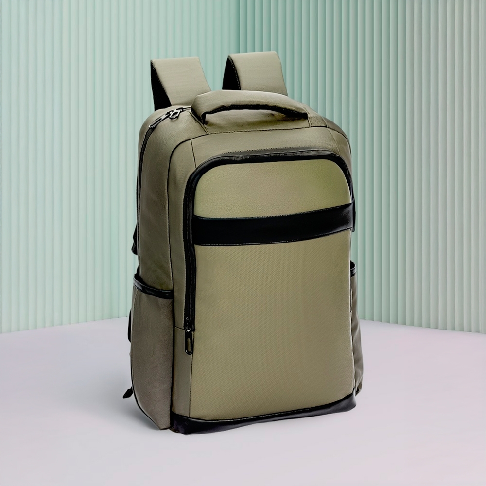 MOCHILA COURO SINTÉTICO USB 26L SPX-08172A-VD NA COR VERDE